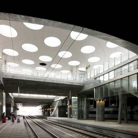Station Hyllie by Metro Arkitekter