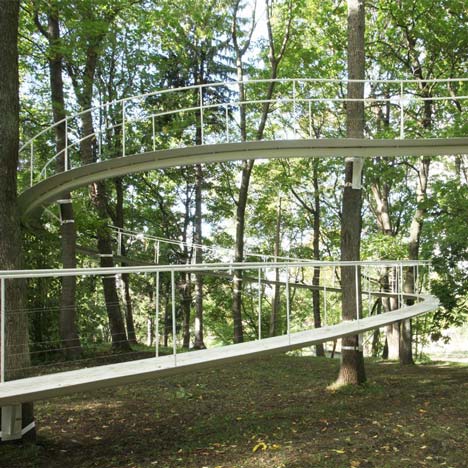 A Path in the Forest by Tetsuo Kondo Architects