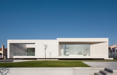 House in Leiria by ARX