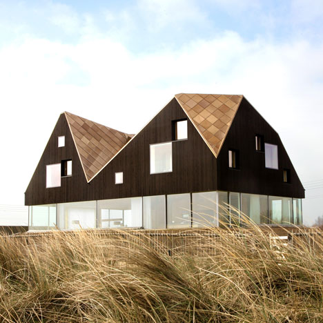 Dune House by Jarmund/Vigsnæs Architects and Mole Architects