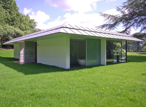 Capel Manor House Guest Pavilion by Ewan Cameron Architects