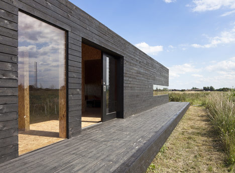 Stealth Barn by Carl Turner Architects