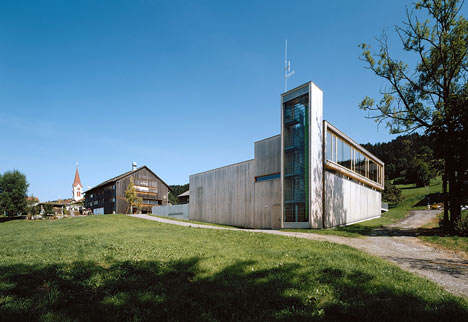 Fire Station, Thal by Dietrich | Untertrifaller