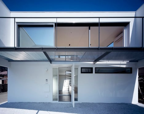 Ring by Apollo Architects & Associates
