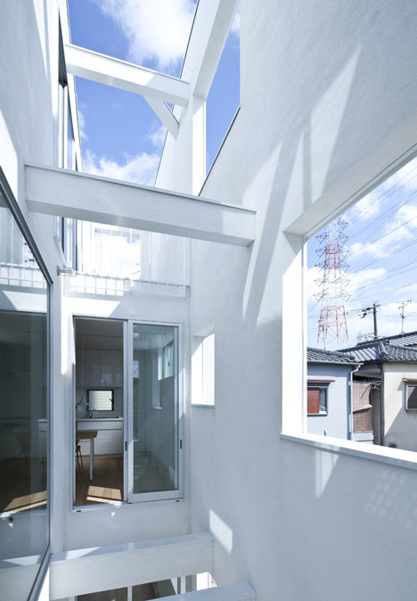 House K by Takeshi Hamada