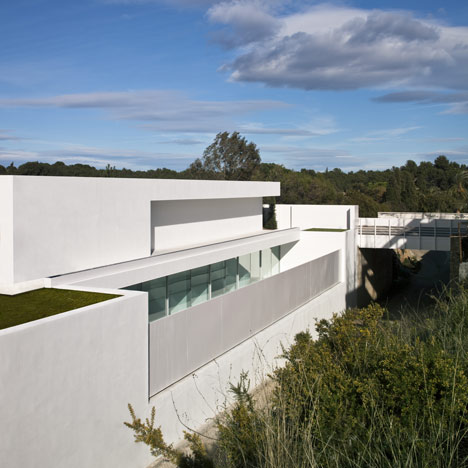 Casa del Atrio by Fran Silvestre Arquitectos