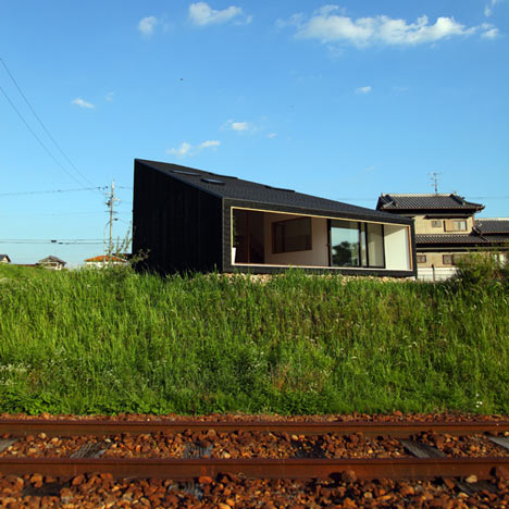 House in Toyota Aichi by Katsutoshi Sasaki + Associates