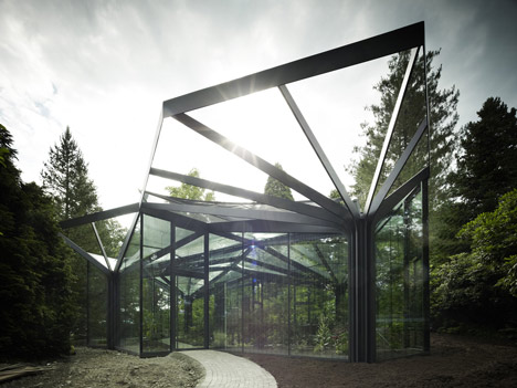Greenhouse at Grüningen Botanical Garden by Buehrer Wuest Architekten