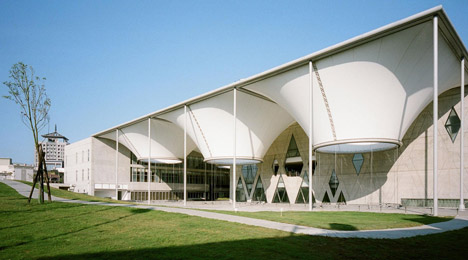 Dadong Art Centre by MAYU Architects