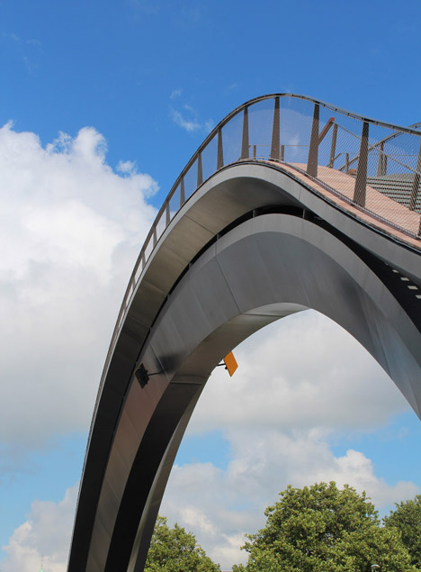 Melkwegbridge by NEXT Architects and Rietveld Landscape