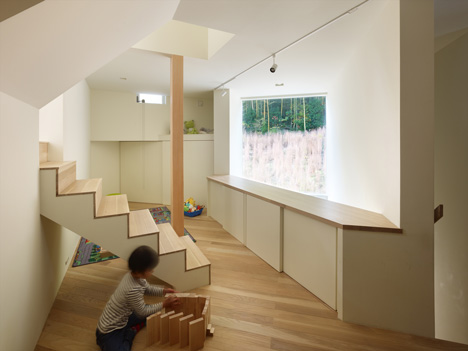 House in Muko by Fujiwara Muro Architects