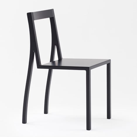 Heel chair by Nendo