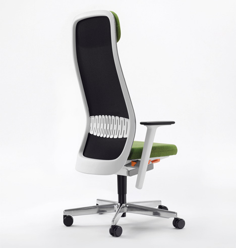 Riya office chair by PearsonLloyd for Bene