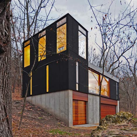 Stacked Cabin by Johnsen Schmaling Architects