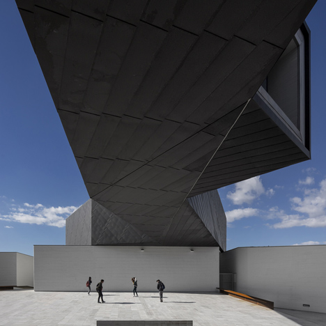 Ílhavo Maritime Museum Extension by ARX Portugal
