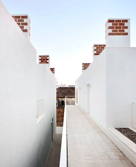 Social housing in Sa Pobla by RipollTizon