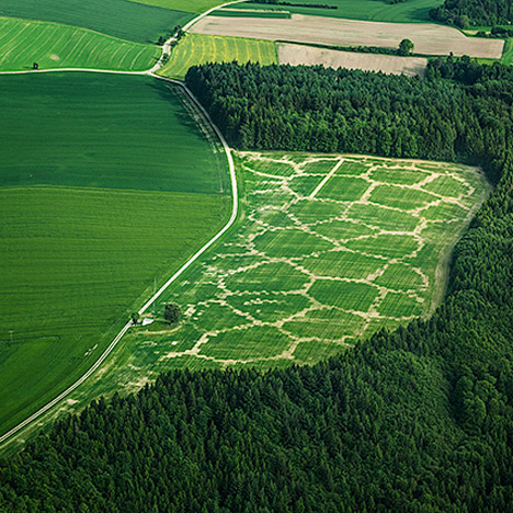 Avena+ Test Bed - Agricultural Printing and Altered Landscapes by Benedikt Groß