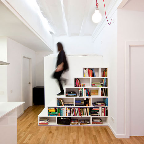 Renovated apartment in Raval, Barcelona by Eva Cotman