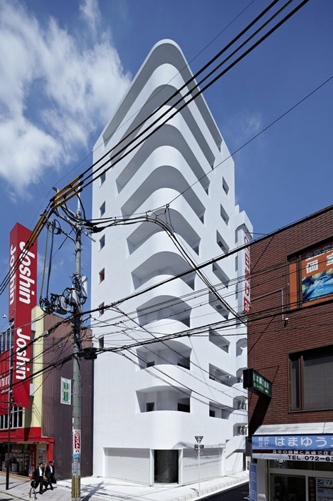 Step Tower by EASTERN Design Office
