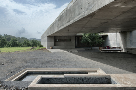 Khopoli House by Spasm Design Architects