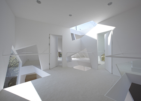 Villa Kanousan of Cubic Voids by Yuusuke Karasawa Architects