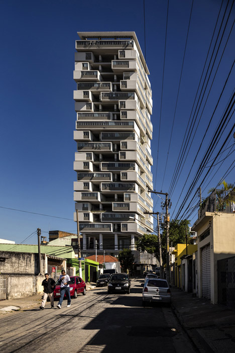 360º Building, São Paulo by Isay Weinfeld