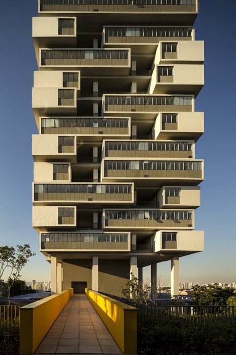360º Building in São Paulo by Isay Weinfeld