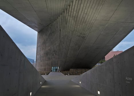 Centro Roberto Garza Sada de Arte Arquitectura y Diseño by Tadao Ando