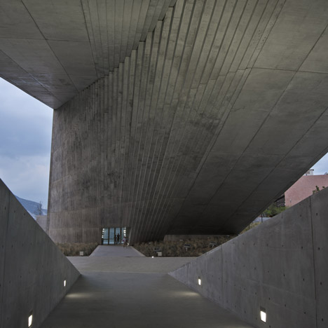 Centro Roberto Garza Sada de Arte Arquitectura y Diseño by Tadao Ando