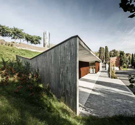 New Funeral Home in Sant Joan Despí by Batlle i Riog Arquitectes