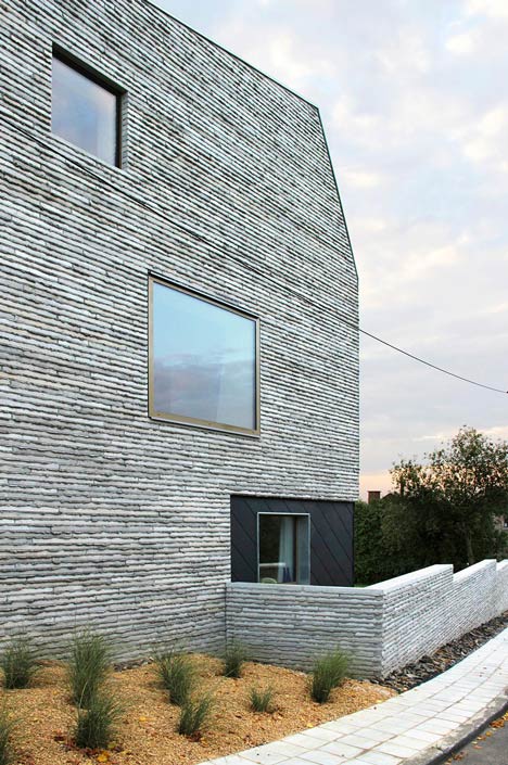 Wall House by and'rol