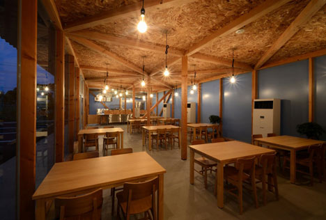 Cafeteria in Ushimado by Niji Architects_dezeen_17