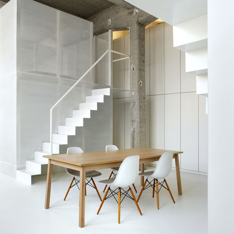 Loft apartment in Brussels by adn architectures