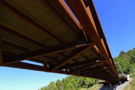 Sant Pere Sacarrera corten steel Footbridge by Alfa Polaris SL