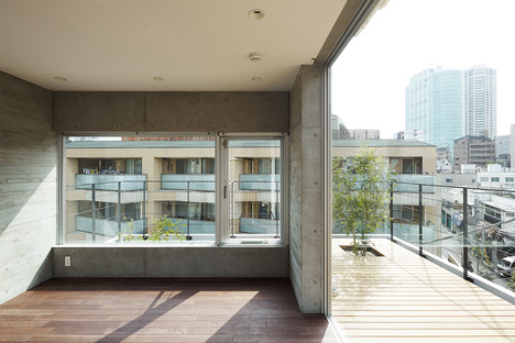 Balcony House by Ryo Matsui Architects_dezeen_2