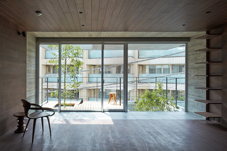 Balcony House by Ryo Matsui Architects_dezeen_6