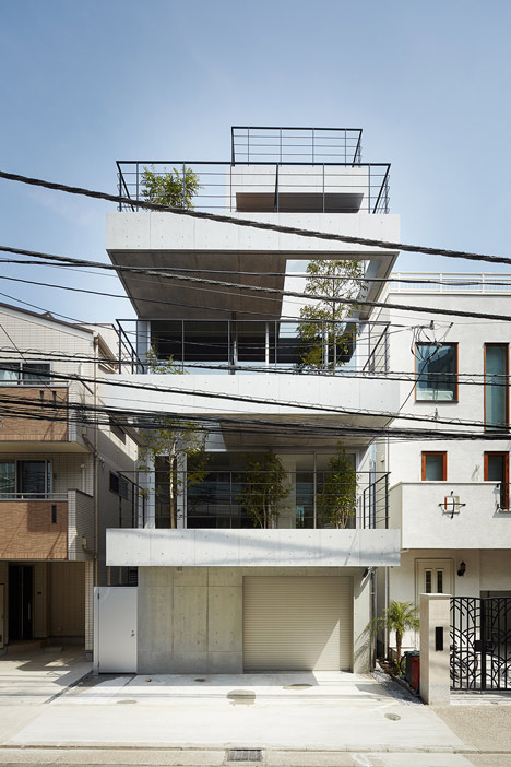 Balcony House by Ryo Matsui Architects