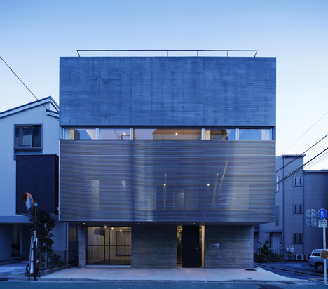 Concrete house named Calm by Apollo Architects & Associates