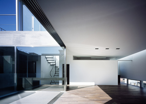 Concrete house named Calm by Apollo Architects & Associates