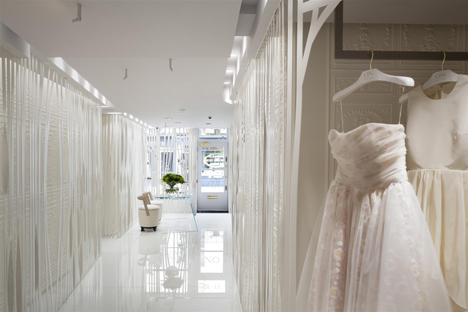 On Motcomb boutique by Flower Michelin Limited