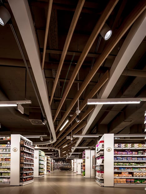 Spar supermarket in Budapest by LAB5 architects