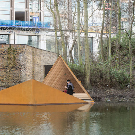 AOR's floating Viewpoint offers glimpses of London's canal-side wildlife
