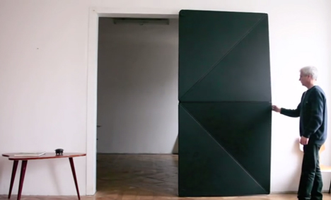 Evolution Door reinvented with folding mechanism by Klemens Torggler