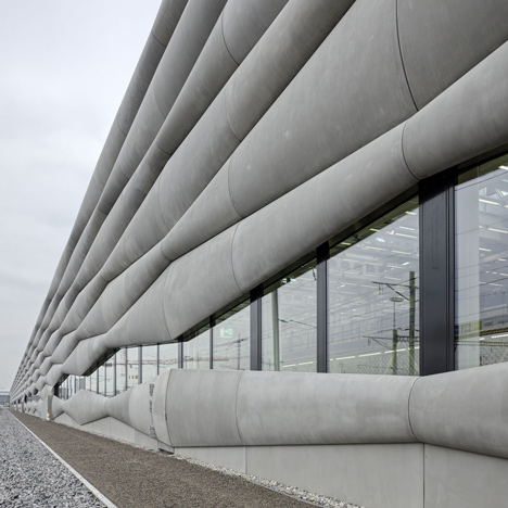 Extension of Railway Service Facility in Zurich-Herdern by EM2N Architects