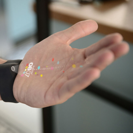 Smartwatch by Dor Tal monitors social networks to predict your future