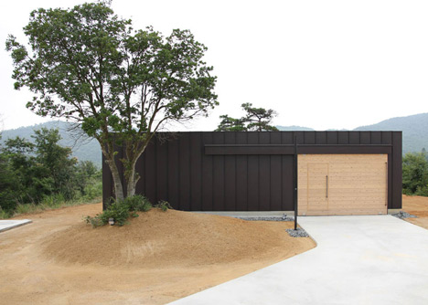 Hinanai Village House by Koura Architects