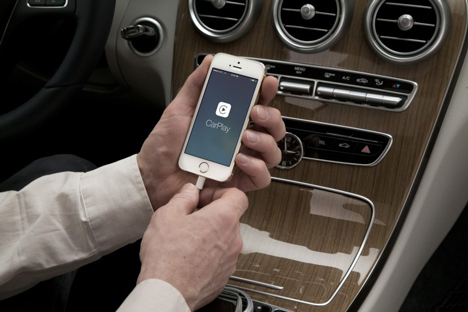 Apple unveils CarPlay software with Ferrari Volvo and Mercedes-Benz
