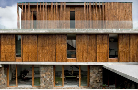 Bamboo clad house in the Philippines by Atelier Sacha Cotture