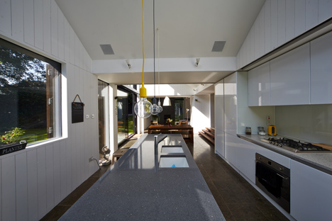 Blee Halligan's Triptych house extension catches sunlight from three directions