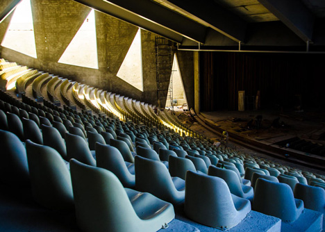 Concrete auditorium by Valentiny HVP Architects built for Brazils Musica em Trancoso festival
